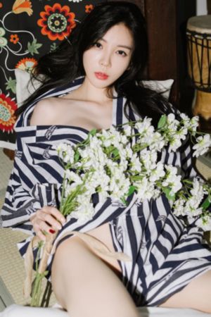 女大学生沙龙服务_迅雷手机免费观看