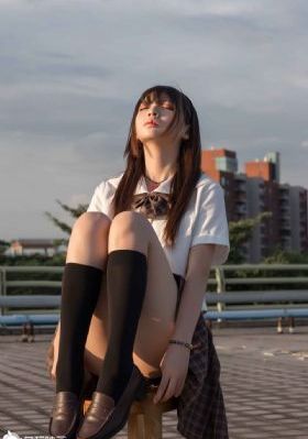 李芷珊和菜老版第二部_1080在线手机播放
